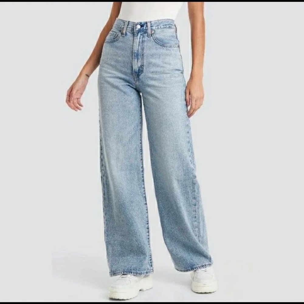 Levi’s Ribcage Wide Leg Jeans Charlie Boy 29x32
